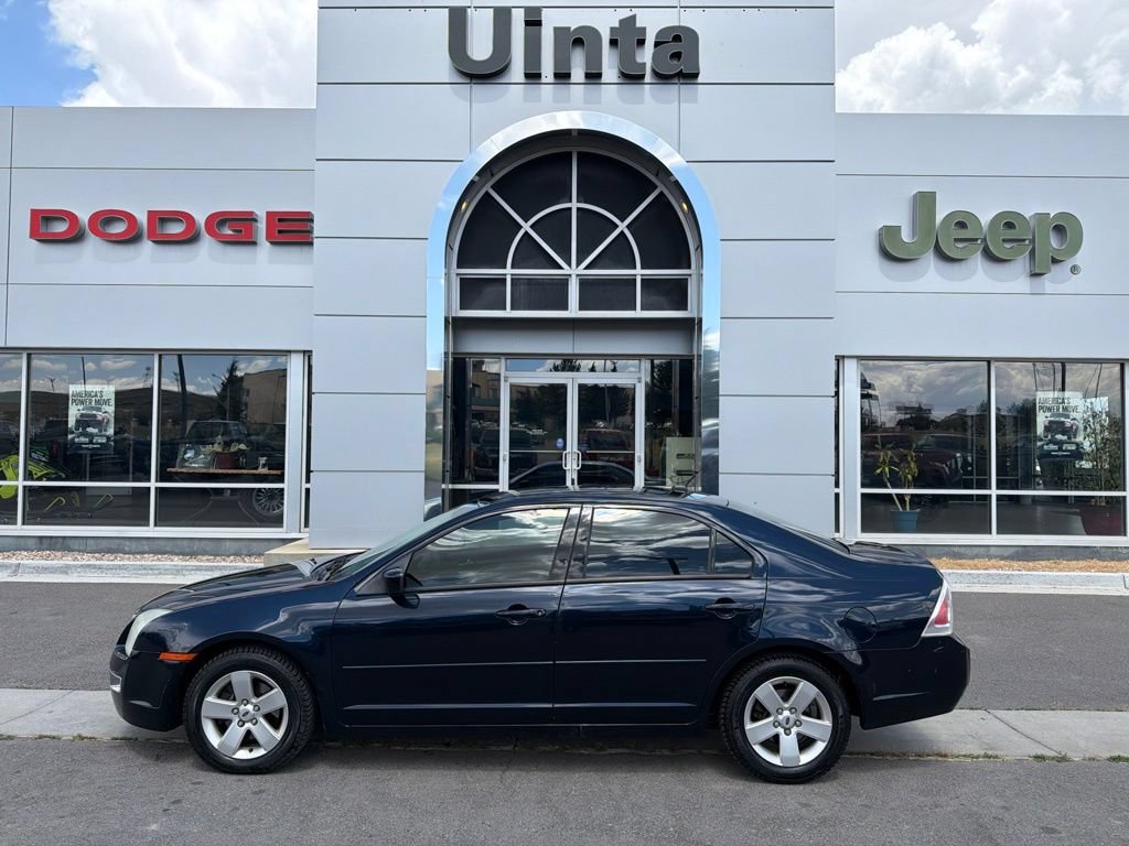 Used 2009 Ford Fusion SE FWD image 3