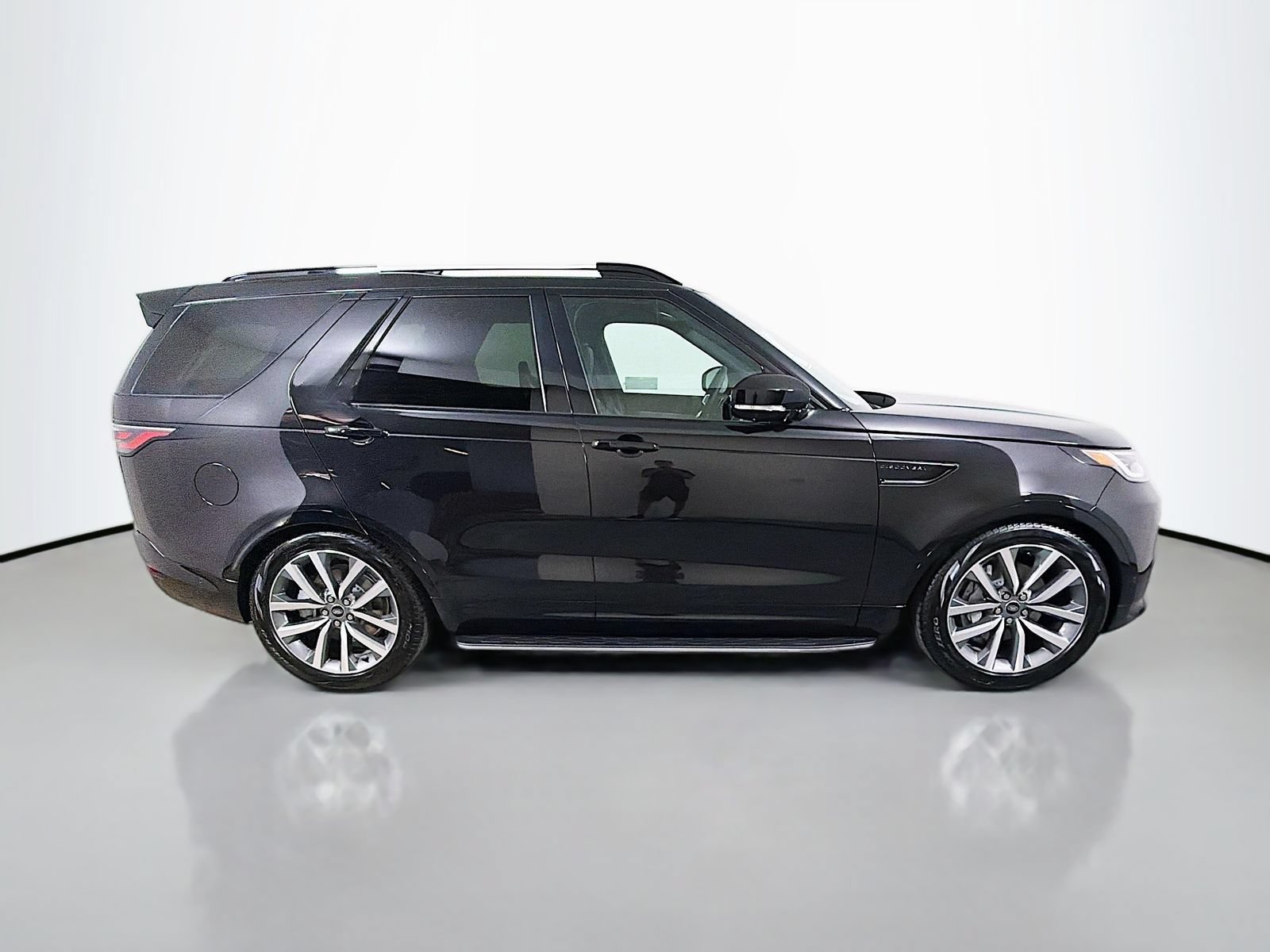 New 2026 Land Rover Discovery Dynamic SE AWD/4WD image 6