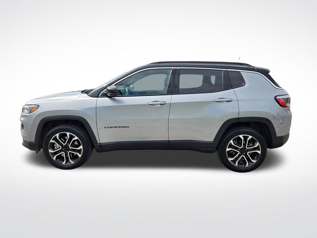 Used 2023 Jeep Compass Limited AWD/4WD image 7