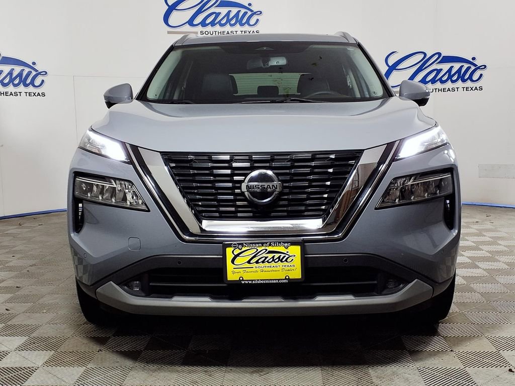 Used 2021 Nissan Rogue SL w/ Premium Package image 3