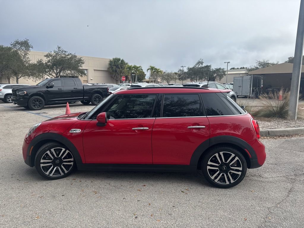Used 2019 MINI Cooper S w/ Signature Upholstery Package image 6
