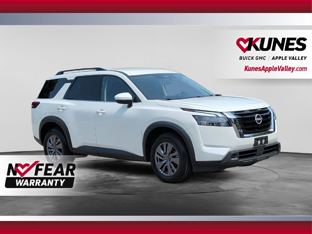 Used 2025 Nissan Pathfinder SV AWD/4WD image 1