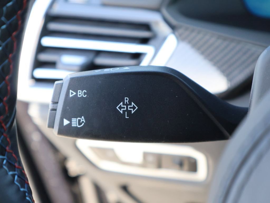 Used 2021 BMW X6 M w/ Competition Package image 38