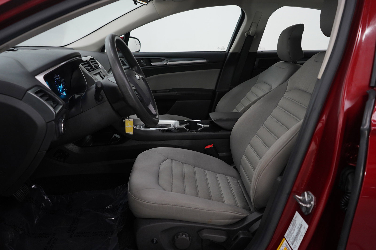 Used 2015 Ford Fusion S image 16