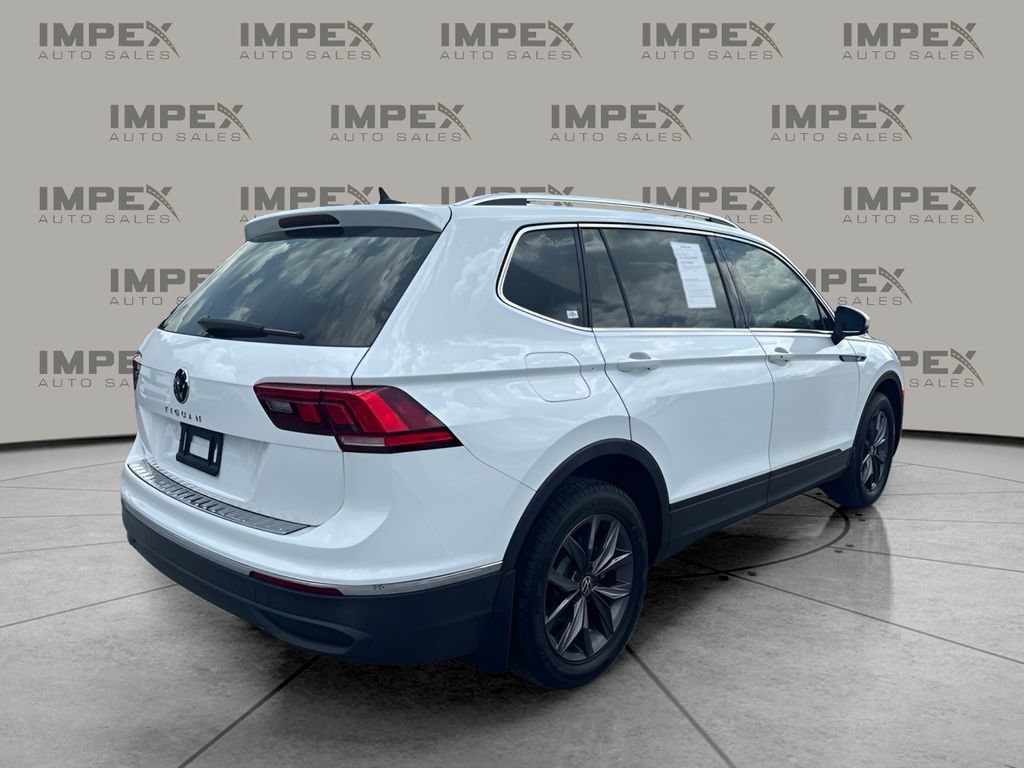 Used 2022 Volkswagen Tiguan SE FWD image 5
