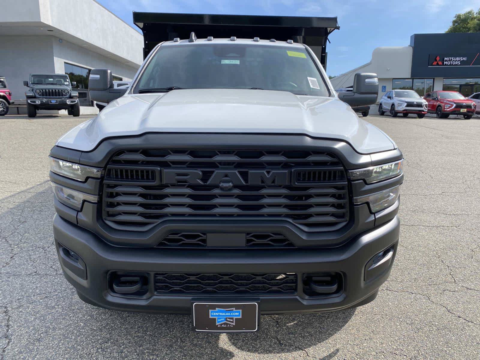 New 2026 RAM 3500 Tradesman AWD/4WD image 8