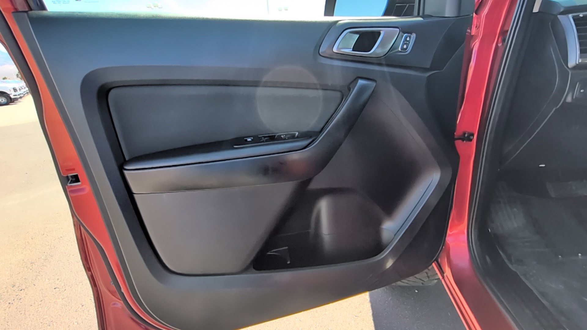 Used 2023 Ford Ranger XLT w/ Equipment Group 301A Mid AWD/4WD image 11