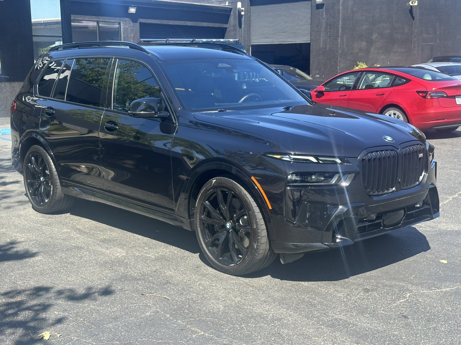 Used 2023 BMW X7 M60i w/ M Sport Professional Package image 7