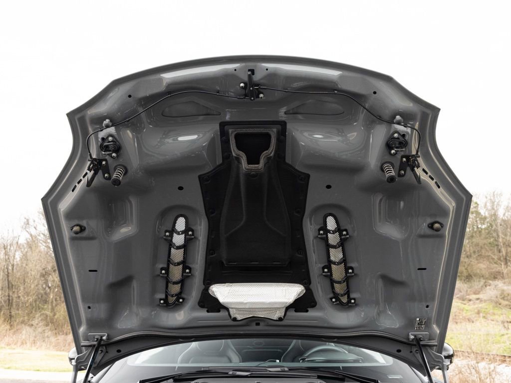 Used 2025 Aston Martin V8 Vantage Coupe image 65