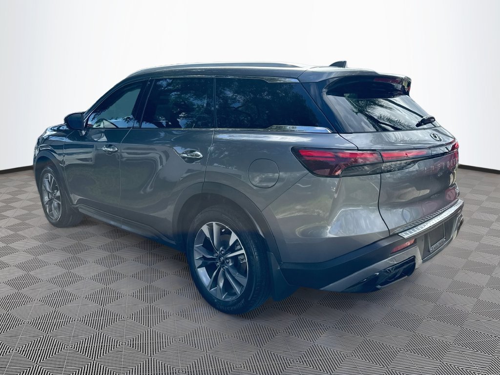 Certified 2023 INFINITI QX60 Luxe w/ Vision Package FWD image 8
