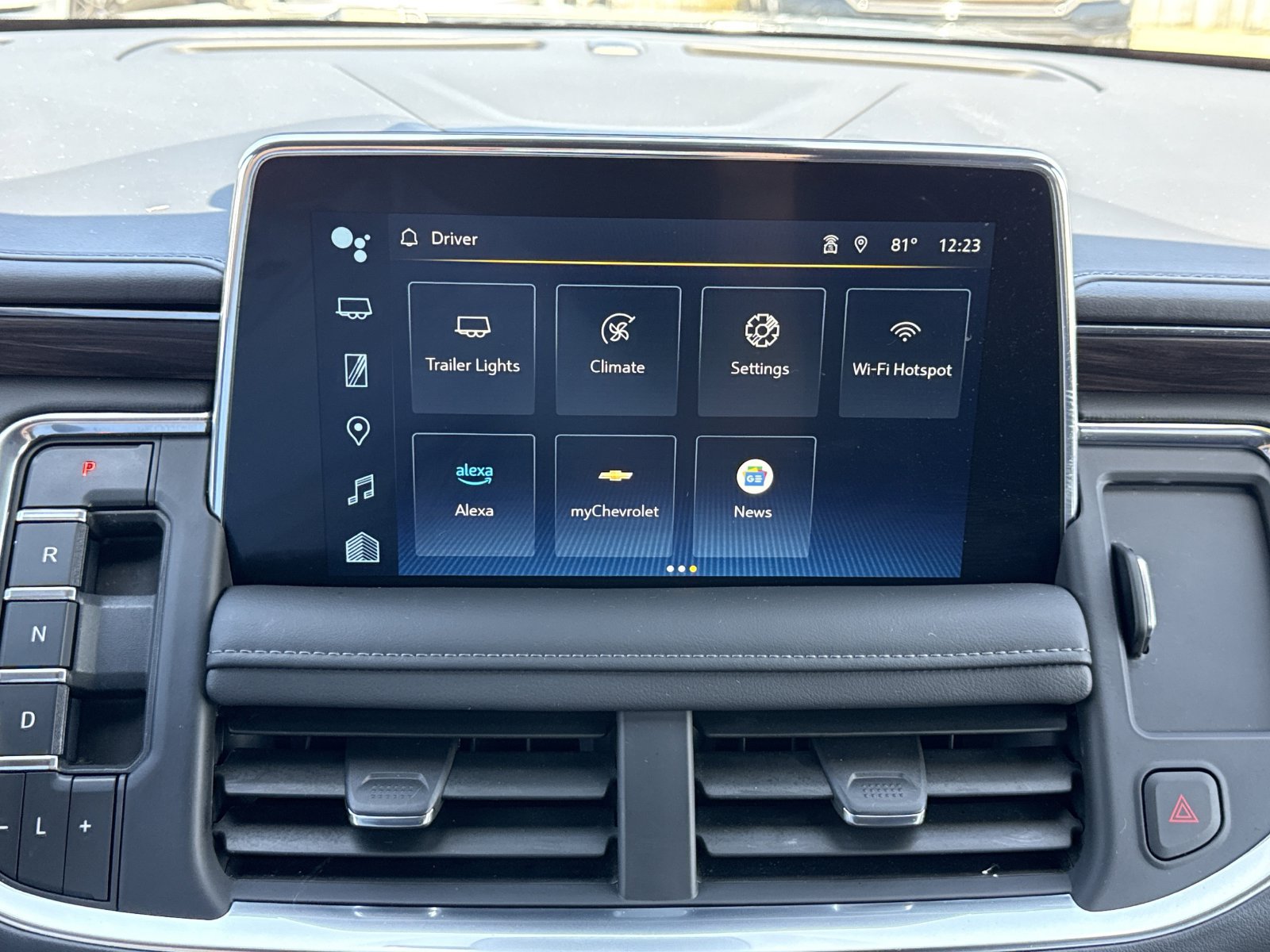 Used 2023 Chevrolet Tahoe LT w/ Luxury Package RWD image 23