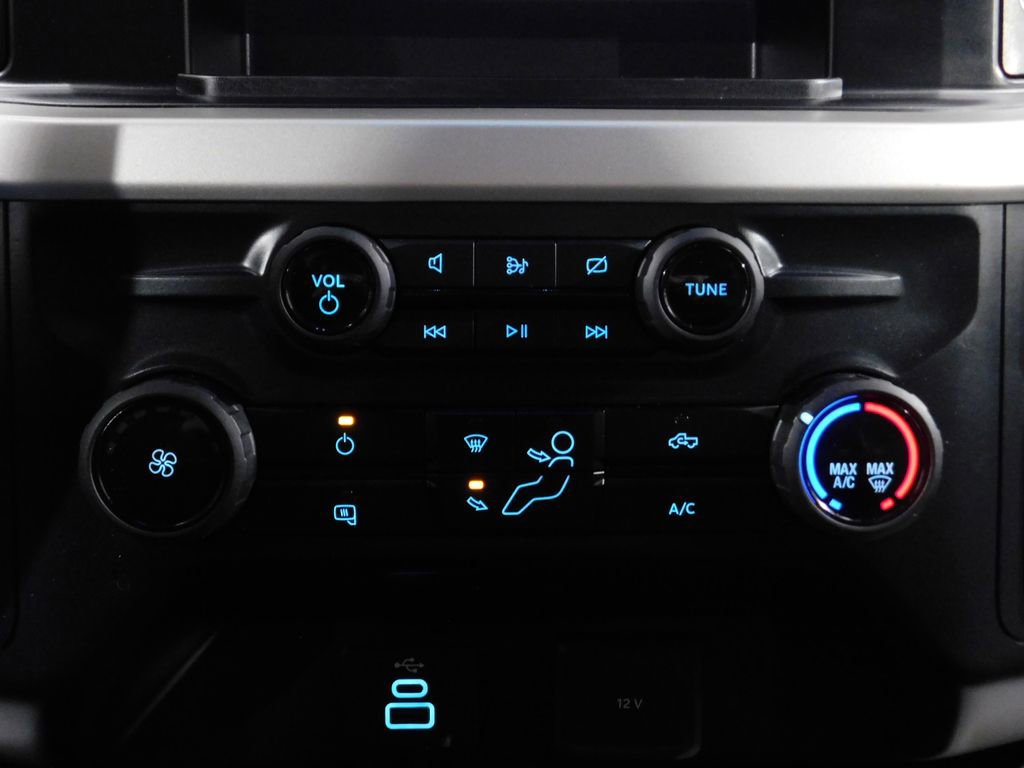 Used 2023 Ford F250 XLT image 48