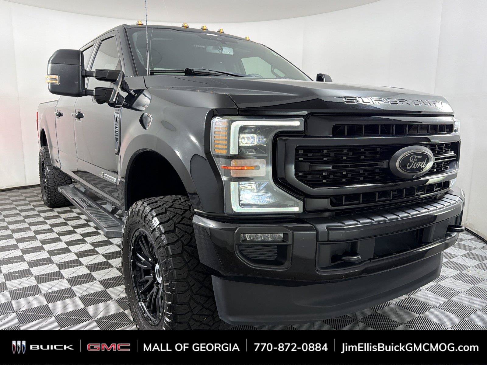Used 2022 Ford F250 Lariat w/ Black Appearance Package AWD/4WD image 1