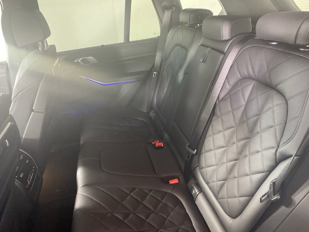 New 2026 BMW X5 M60i w/ Executive Package image 6