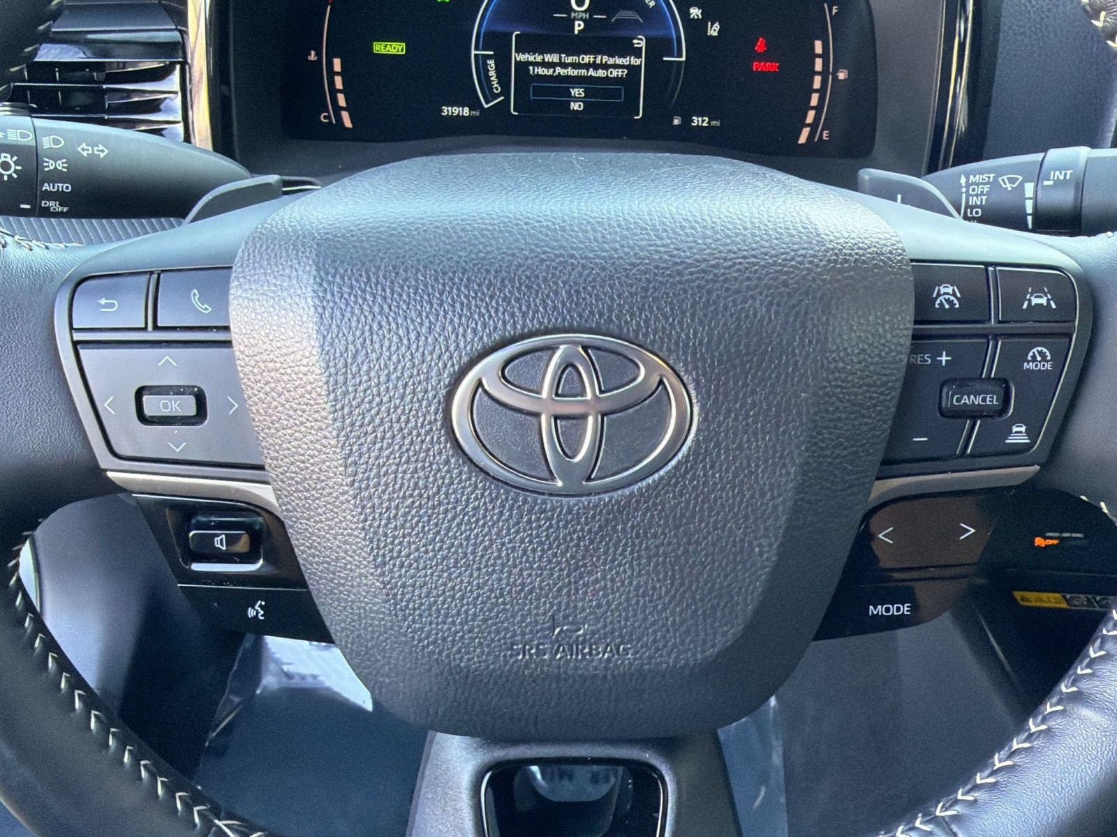 Used 2025 Toyota Camry SE w/ Convenience Package AWD/4WD image 25