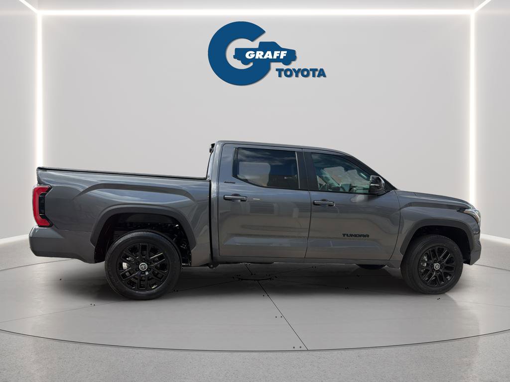 Used 2024 Toyota Tundra Limited AWD/4WD image 9