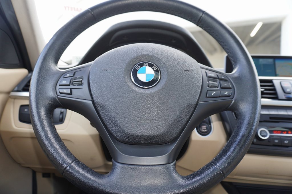 Used 2015 BMW 320i xDrive Sedan image 22