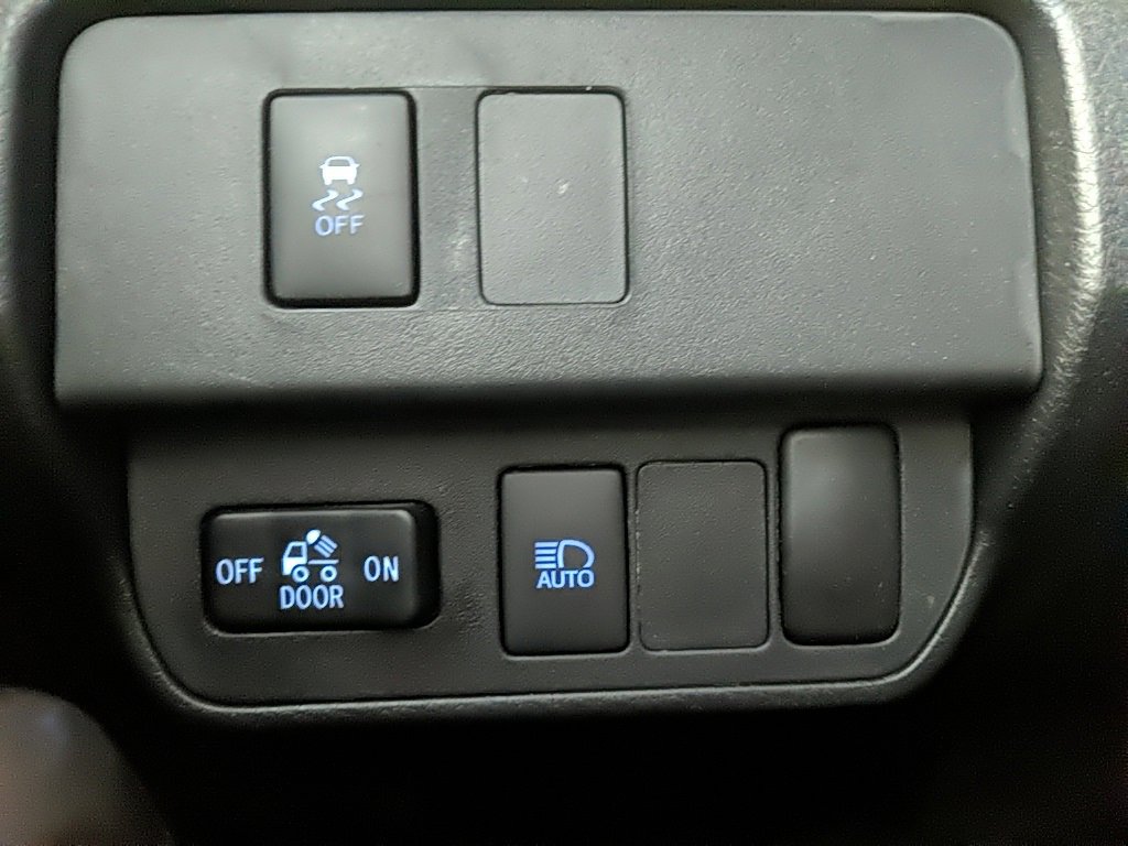 Used 2023 Toyota Tacoma SR5 image 22