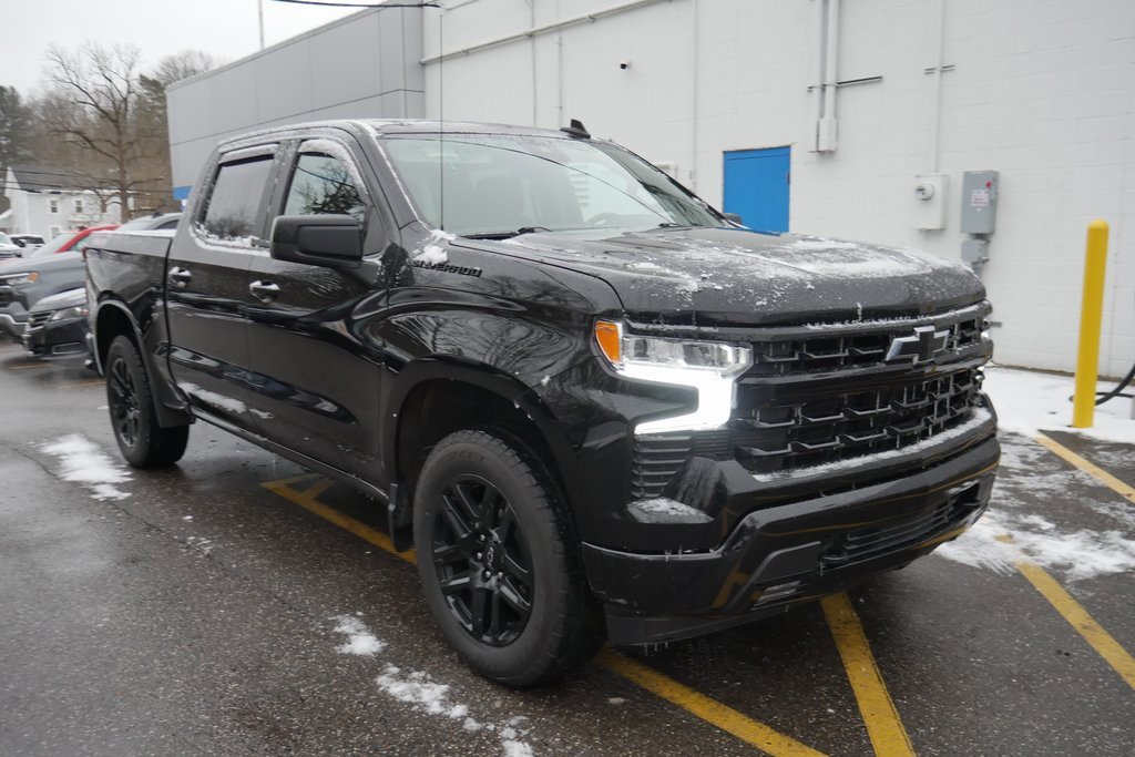 Used 2022 Chevrolet Silverado 1500 RST w/ LPO, Dark Essentials Package image 2
