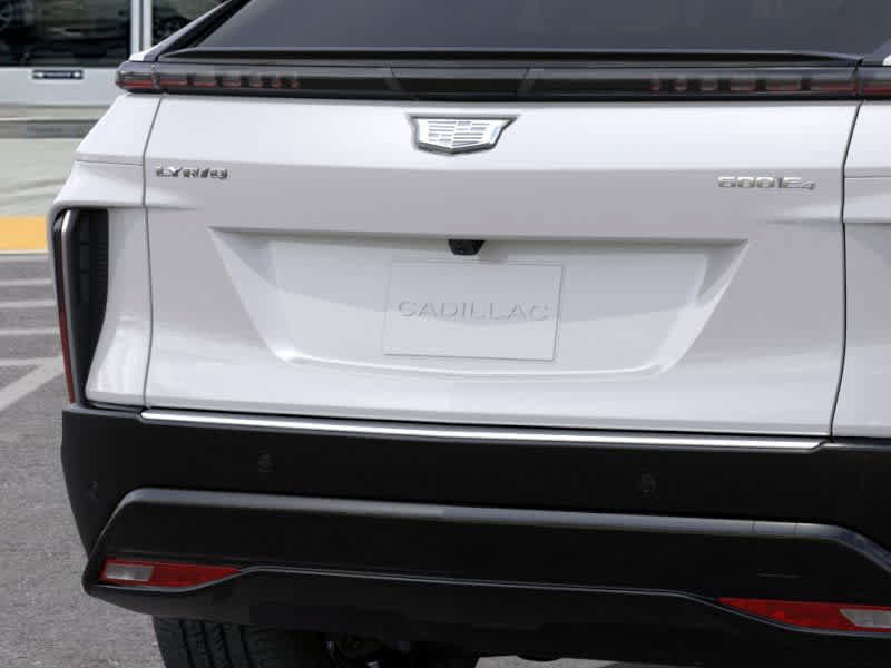New 2025 Cadillac Lyriq Sport w/ LPO, Floor Liner Package AWD/4WD image 14