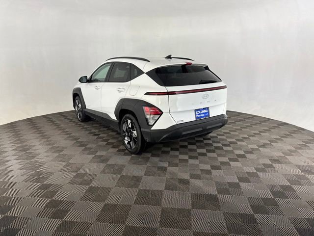 Used 2025 Hyundai Kona SEL FWD image 9