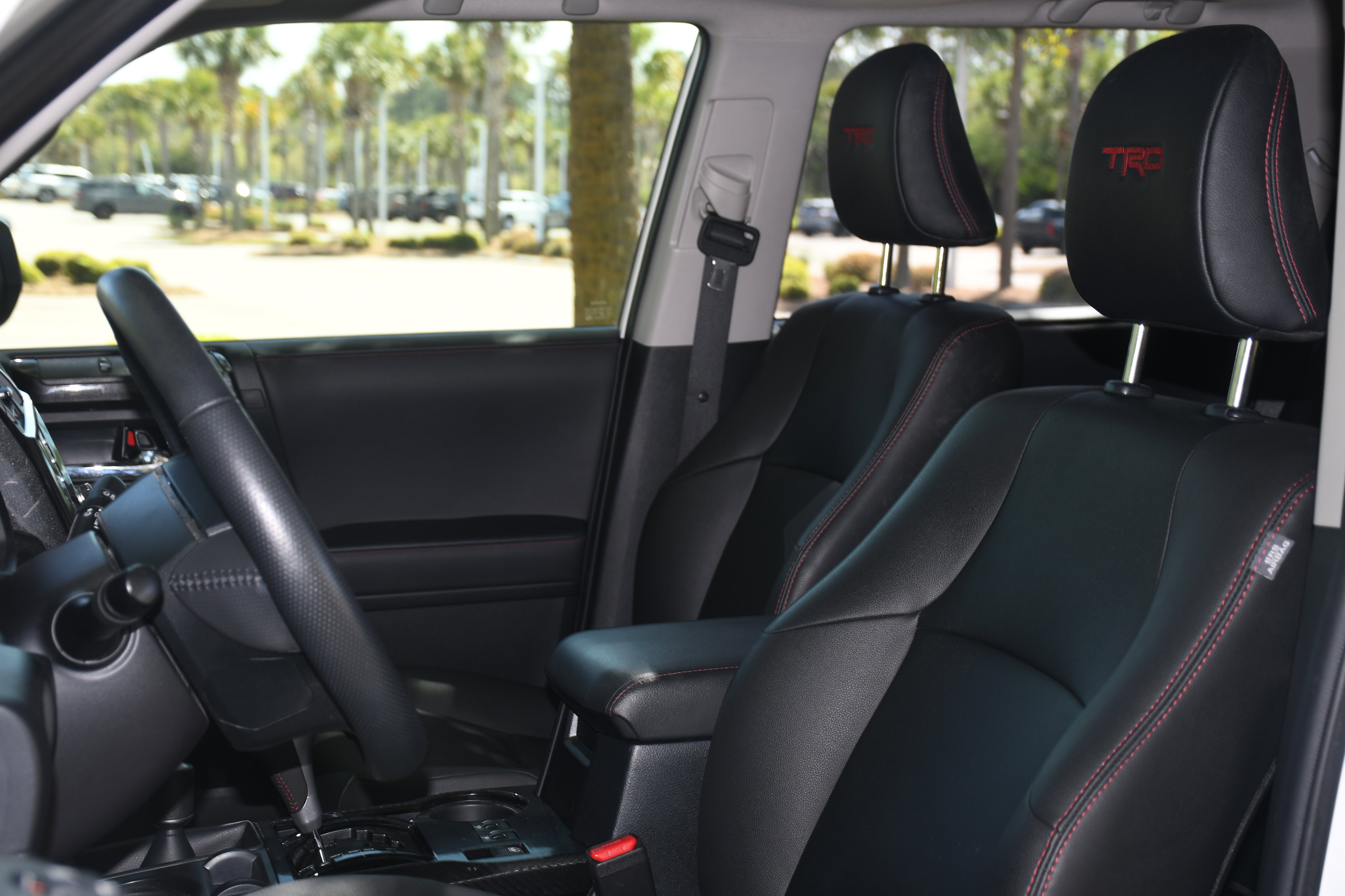 Certified 2024 Toyota 4Runner TRD Off-Road Premium w/ Moonroof Package AWD/4WD image 12