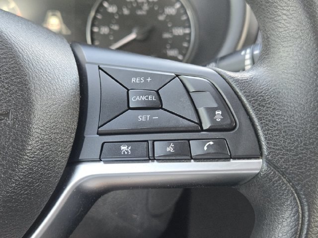 Used 2024 Nissan Kicks SV w/ Interior Electronics Package FWD image 29