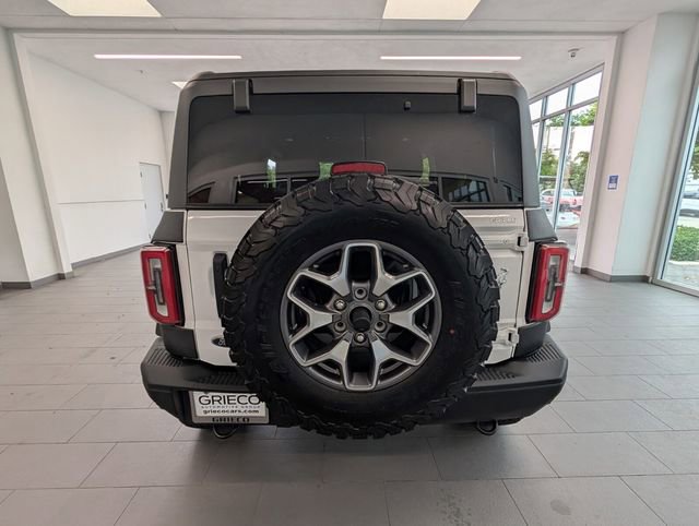 Used 2024 Ford Bronco Badlands image 10