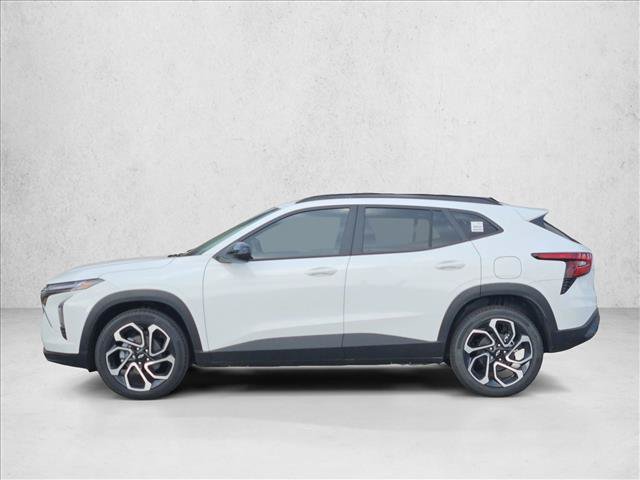 New 2026 Chevrolet Trax RS w/ Sunroof Package FWD image 5