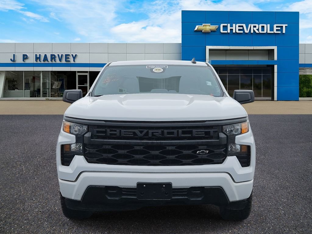Used 2022 Chevrolet Silverado 1500 Custom image 2