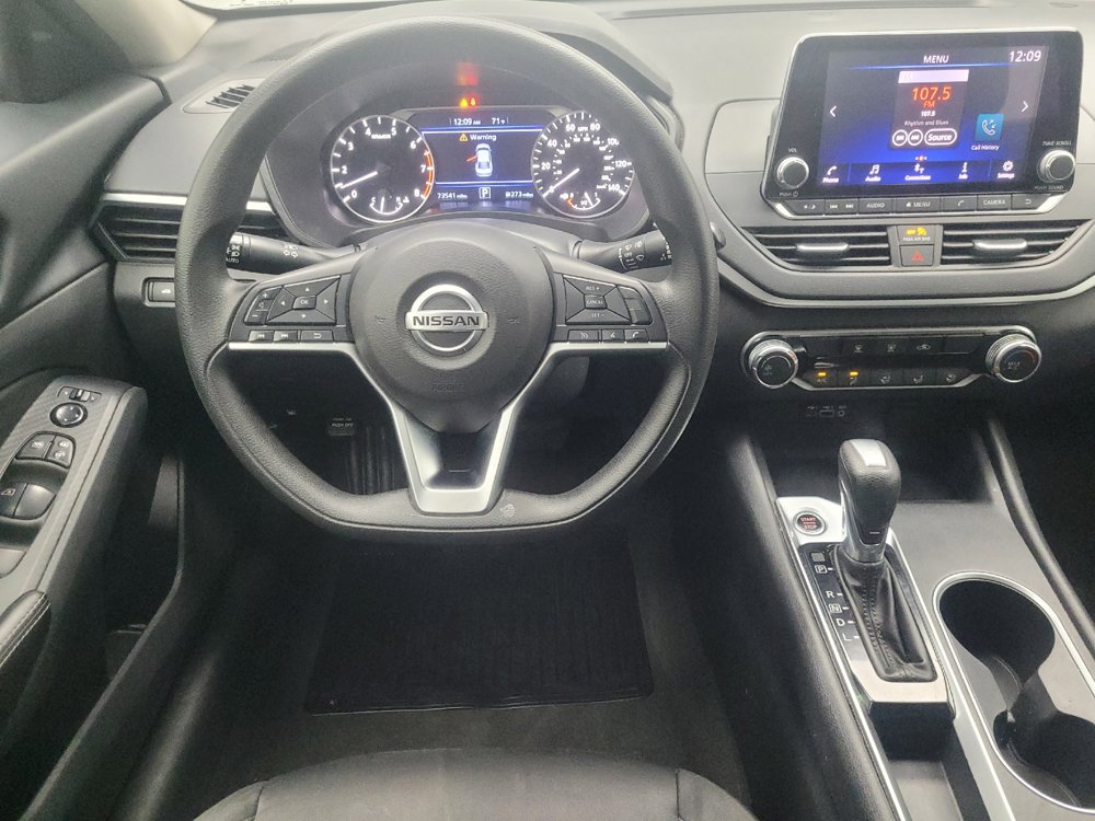 Used 2022 Nissan Altima 2.5 SV FWD image 22