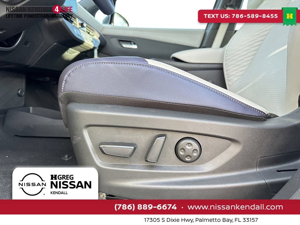 New 2026 Nissan Leaf Platinum+ w/ Cargo Package (Platinum+) FWD image 20