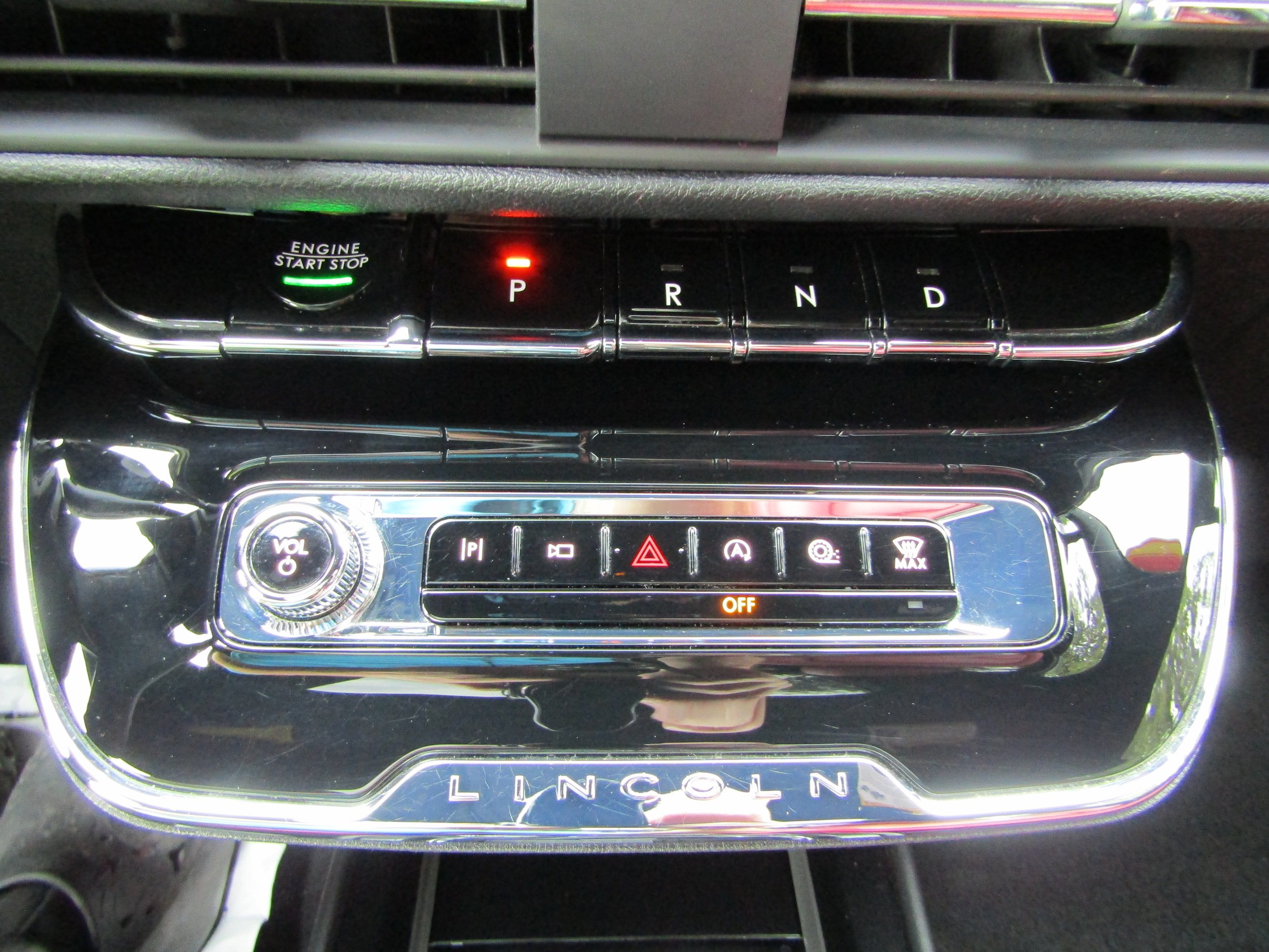 Used 2024 Lincoln Corsair Reserve w/ Equipment Group 201A AWD/4WD image 41