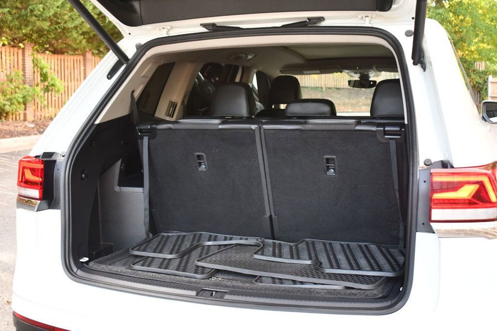 Used 2021 Volkswagen Atlas SEL Premium image 8