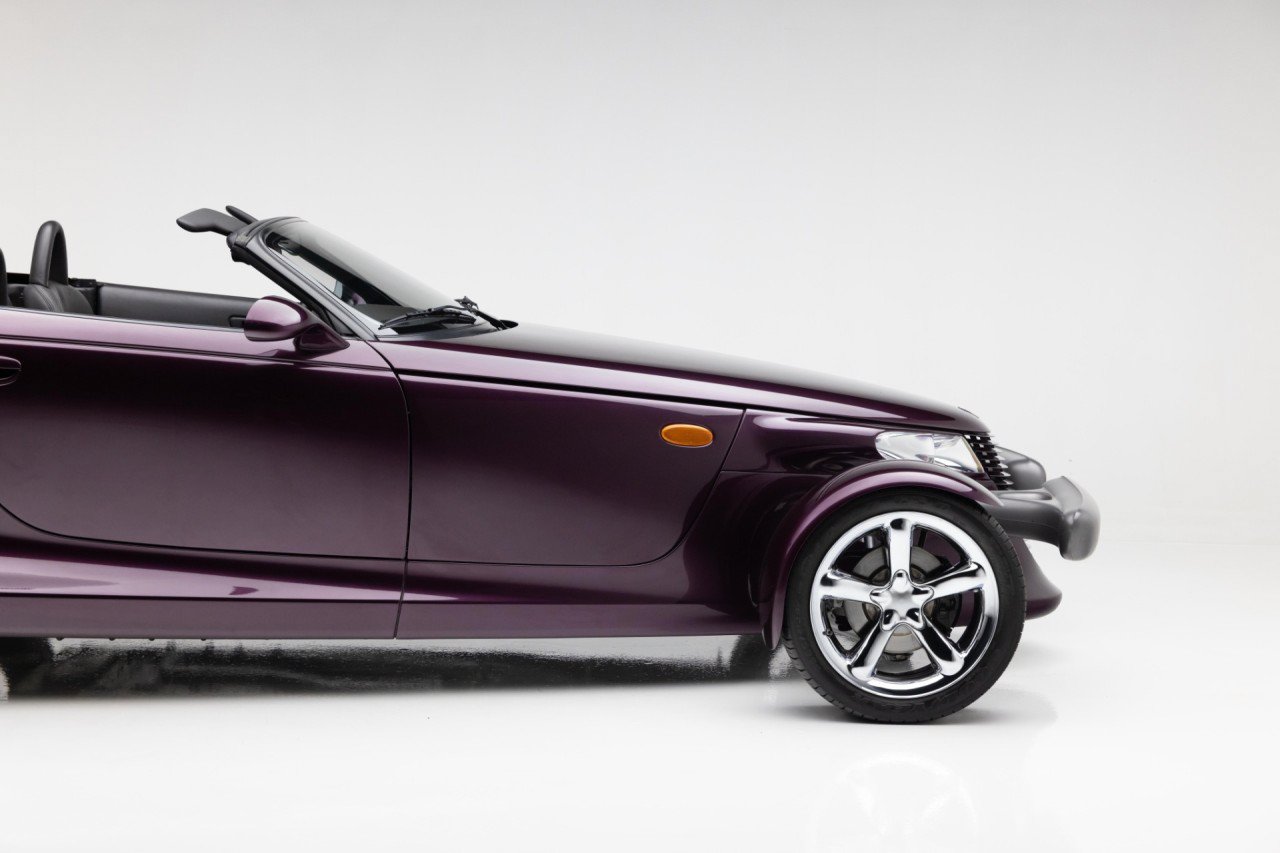 Used 1999 Plymouth Prowler RWD image 39