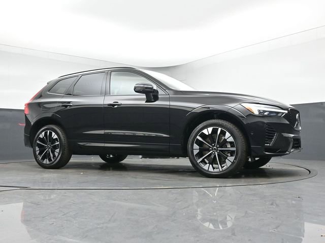 New 2026 Volvo XC60 T8 Plus w/ Protection Package Premier image 37
