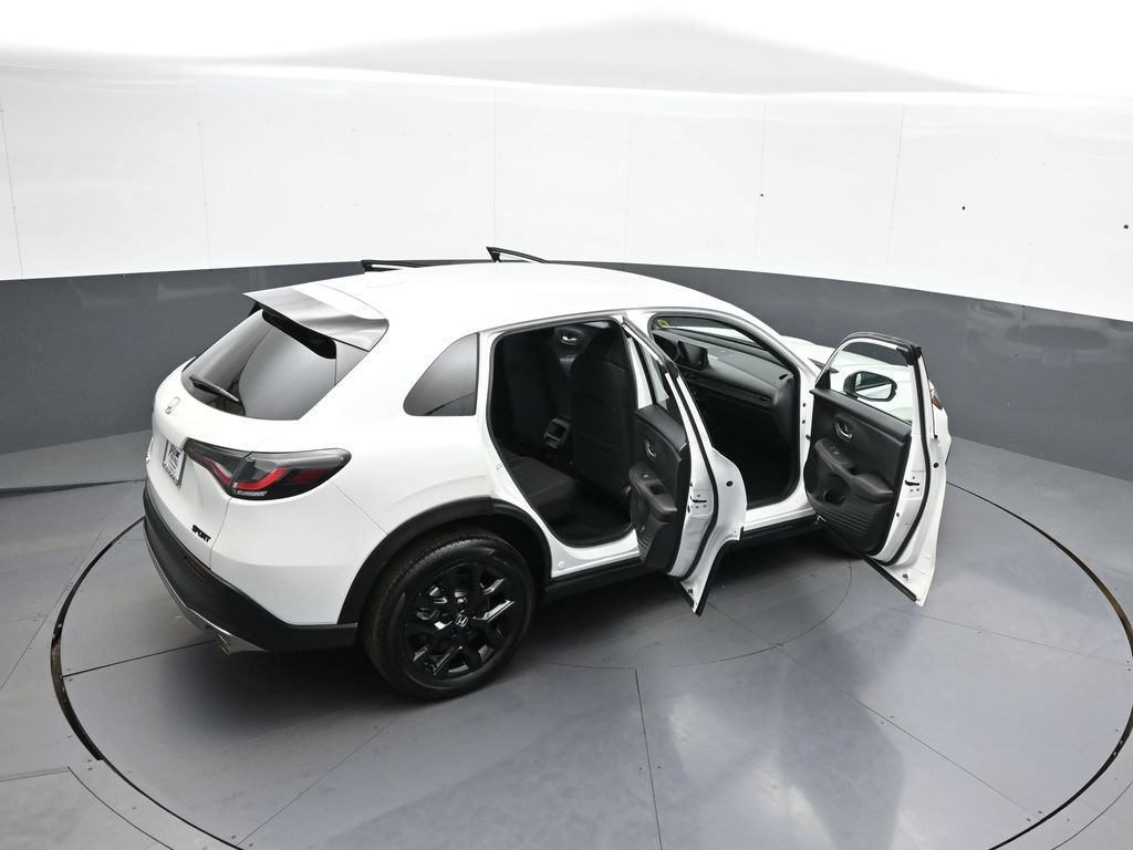 Certified 2024 Honda HR-V Sport image 44