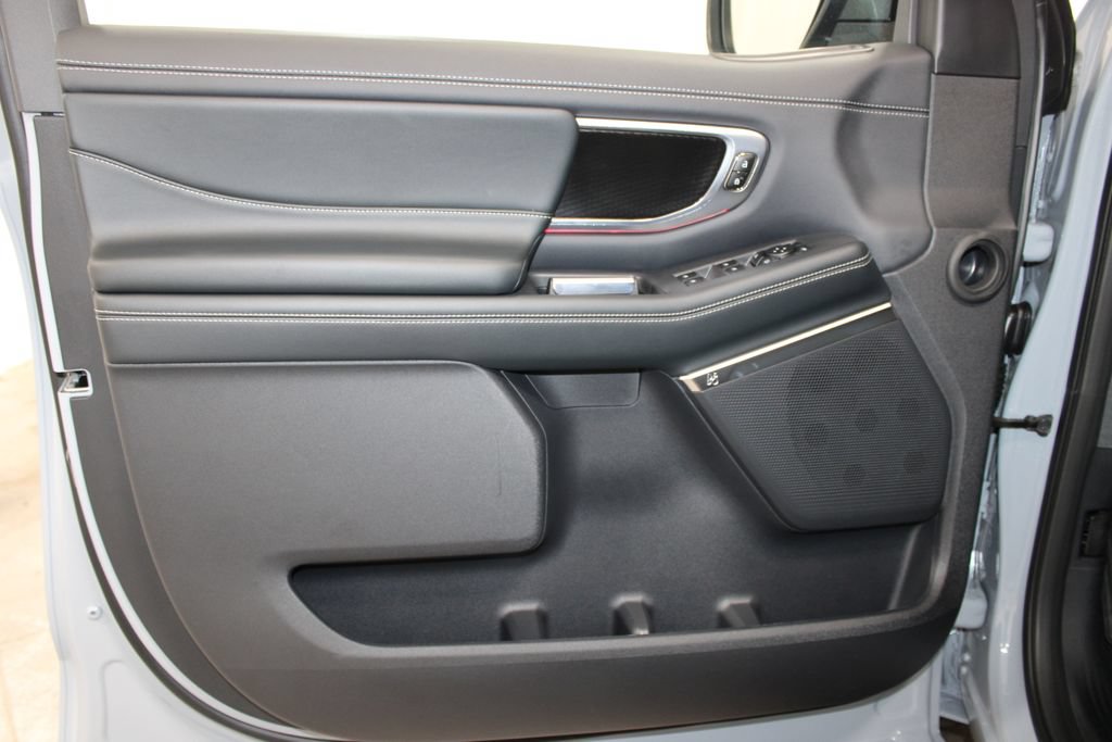 New 2027 Ford Expedition Max Platinum w/ Stealth Appearance Package RWD image 18