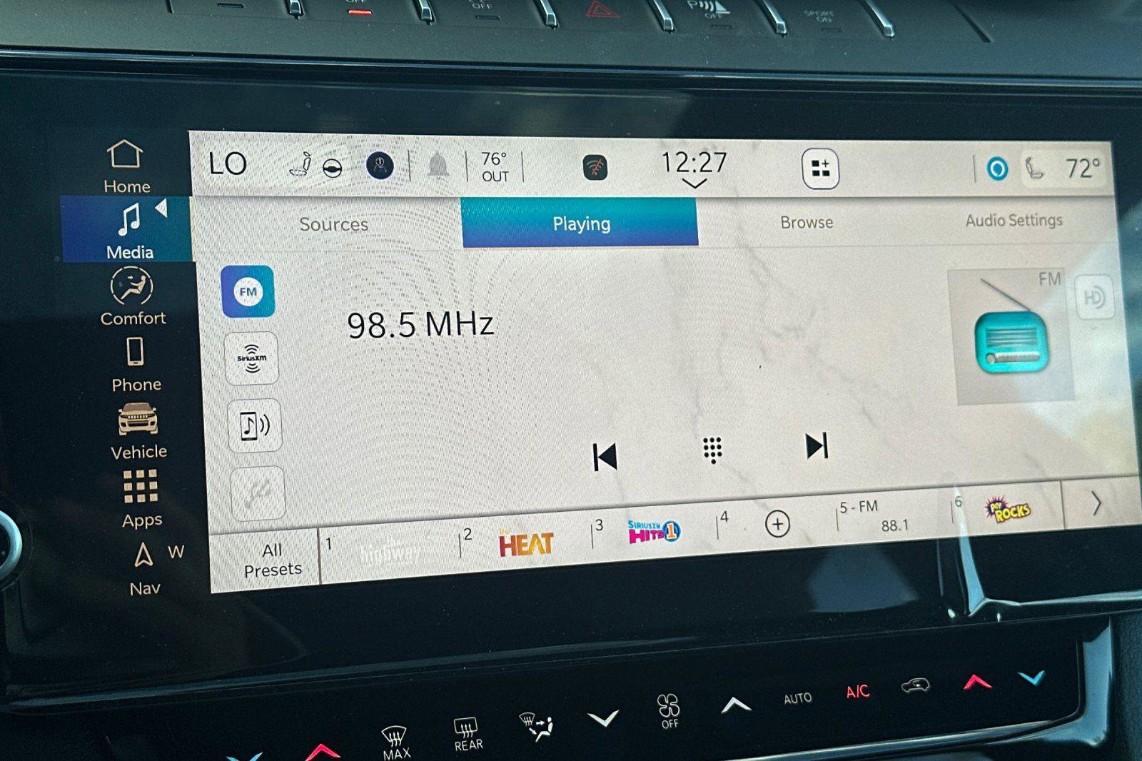 New 2026 Jeep Grand Cherokee Altitude image 16