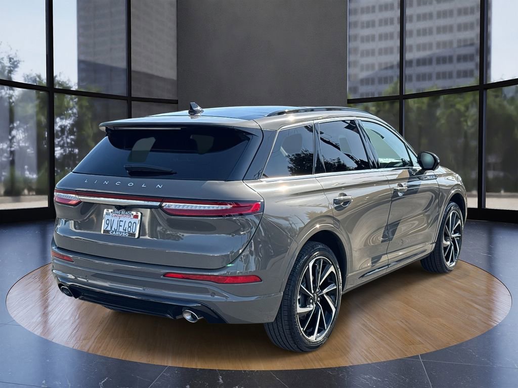 Used 2025 Lincoln Corsair Grand Touring w/ Equipment Group 301A image 3