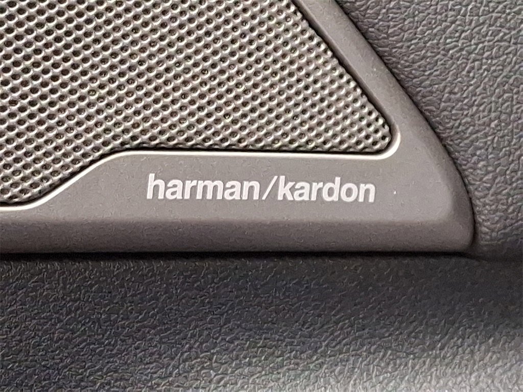 Certified 2023 BMW 530i xDrive w/ Premium Package image 27