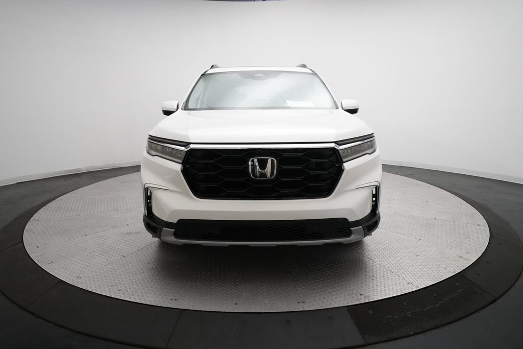 Certified 2025 Honda Pilot Elite image 11