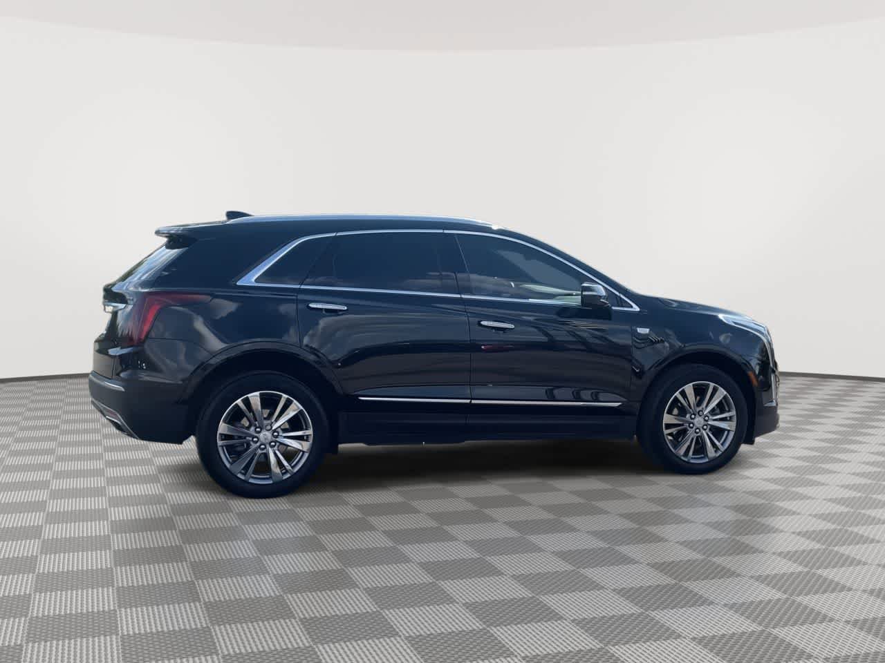 Used 2024 Cadillac XT5 Premium Luxury AWD/4WD image 9
