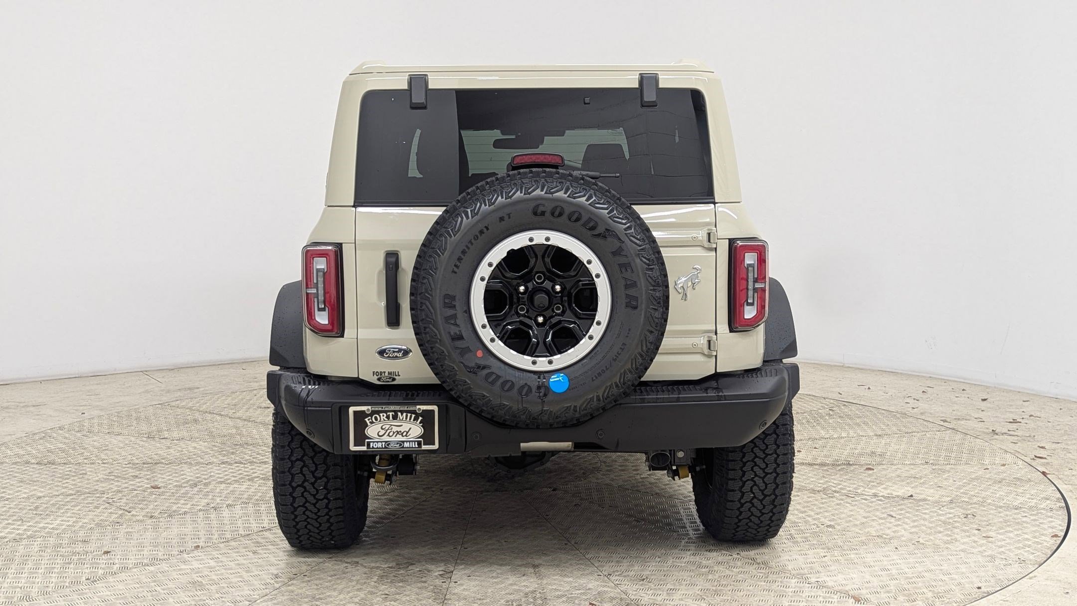 New 2025 Ford Bronco Badlands image 9