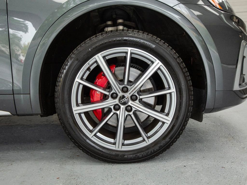 Used 2023 Audi SQ5 Premium Plus w/ Premium Plus Package image 11