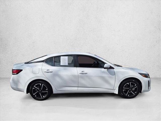 Used 2025 Nissan Sentra SV FWD image 4