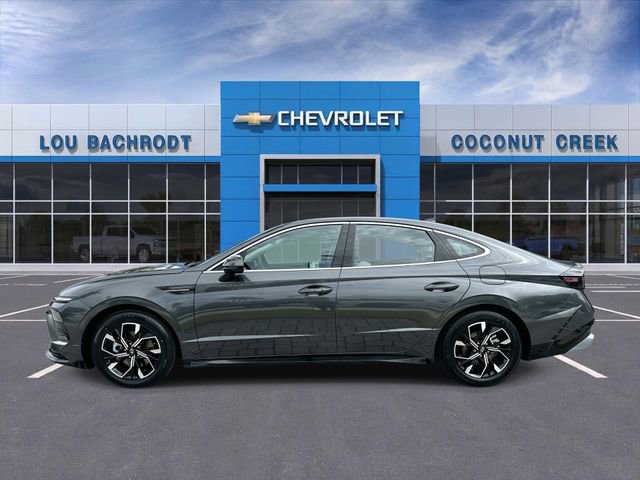 Used 2025 Hyundai Sonata SEL FWD image 5