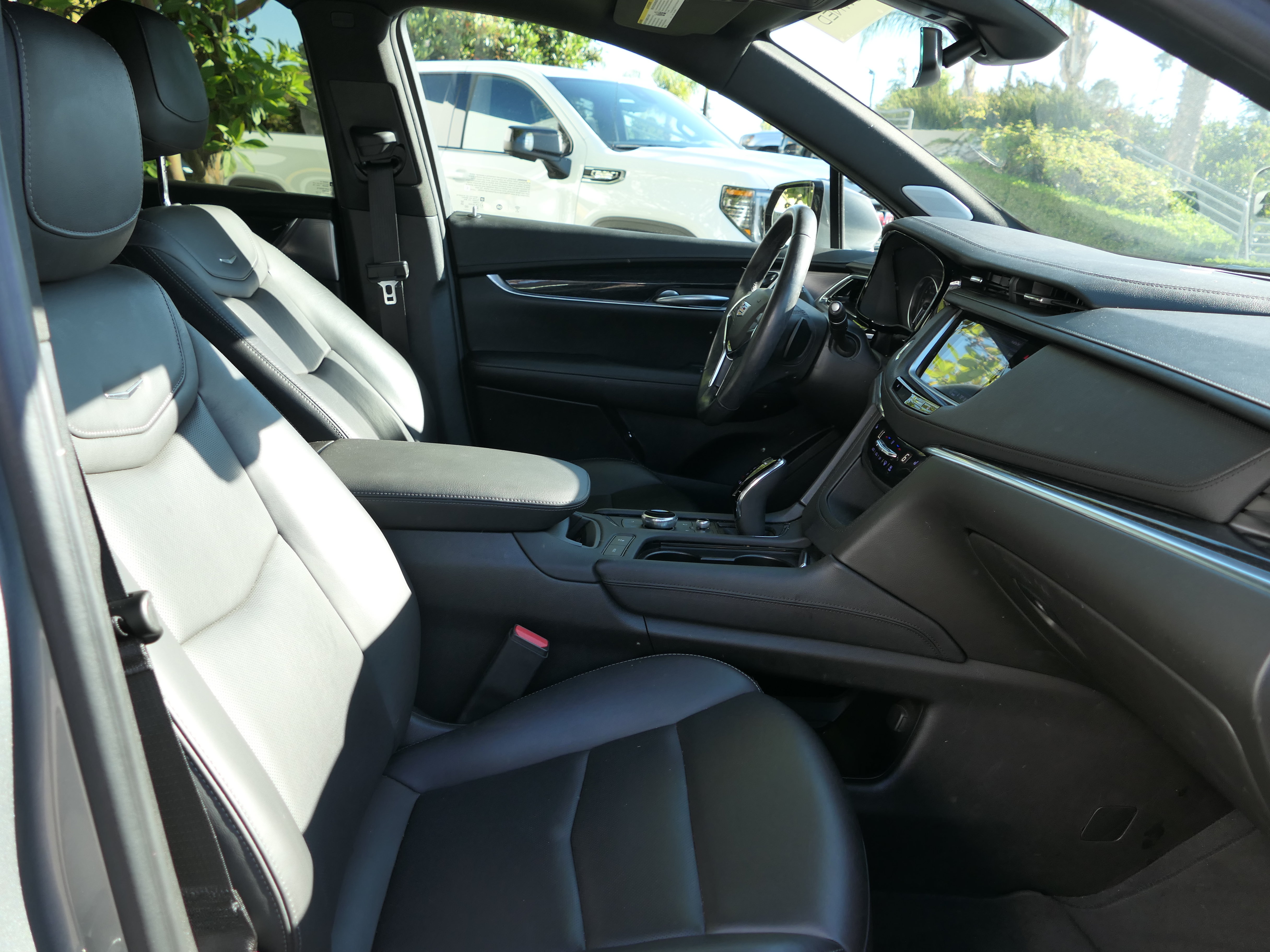 Certified 2023 Cadillac XT5 Premium Luxury FWD image 26