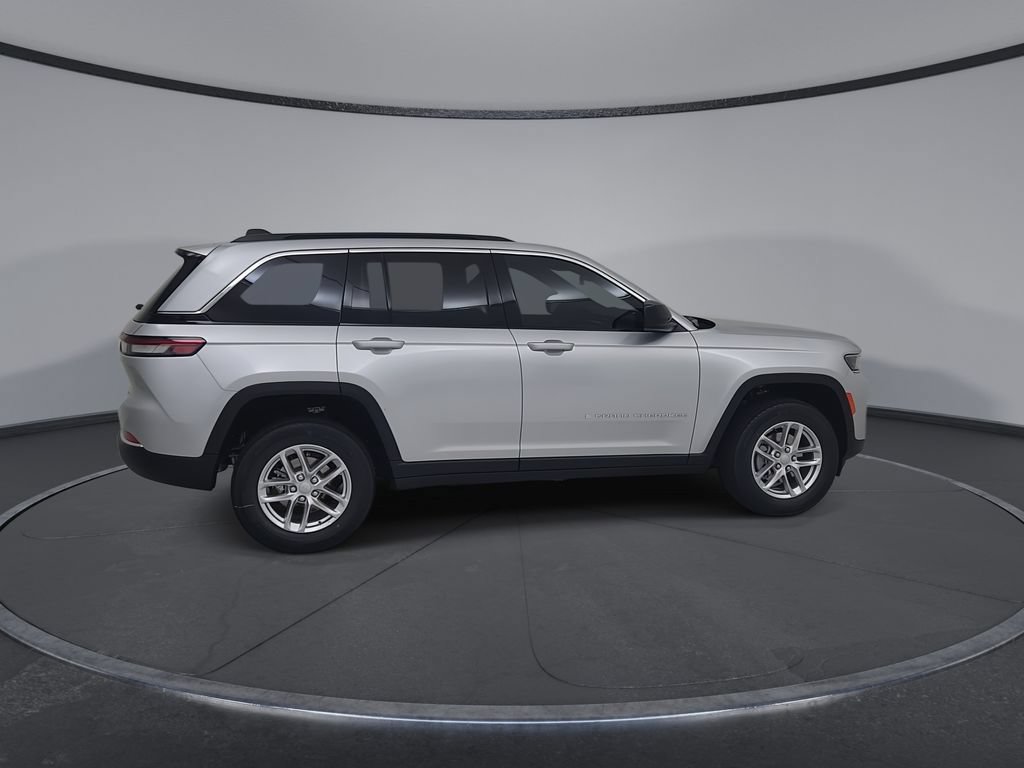 New 2026 Jeep Grand Cherokee Laredo X AWD/4WD image 16