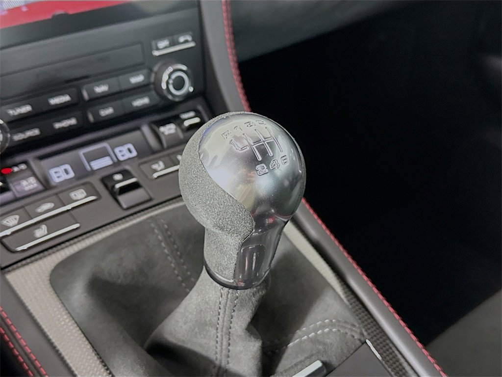 Used 2025 Porsche 718 Cayman GTS image 18